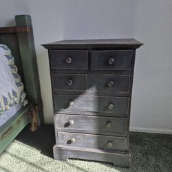 SMALL OLD CABINET MULTIPLE DRAWERS