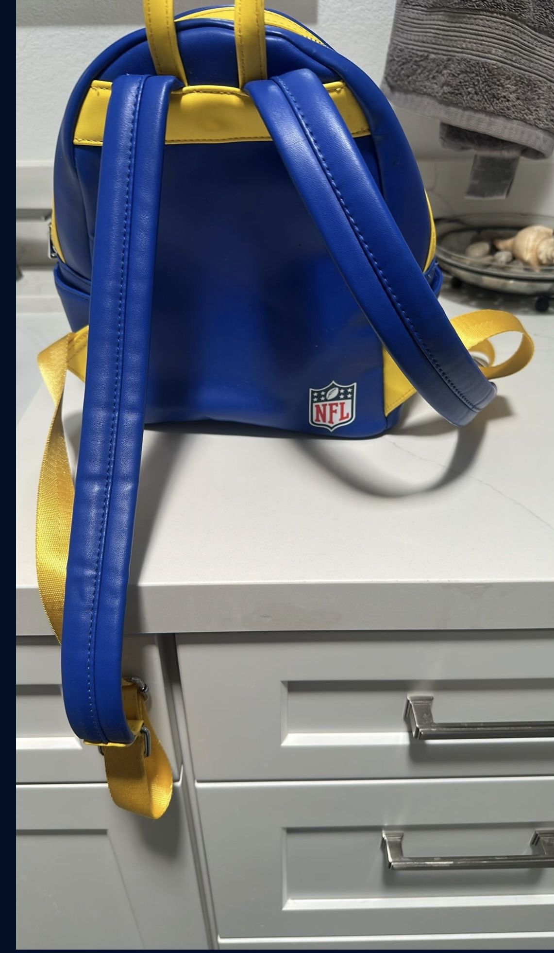 Rams Backpack/wallet Lounge Fly