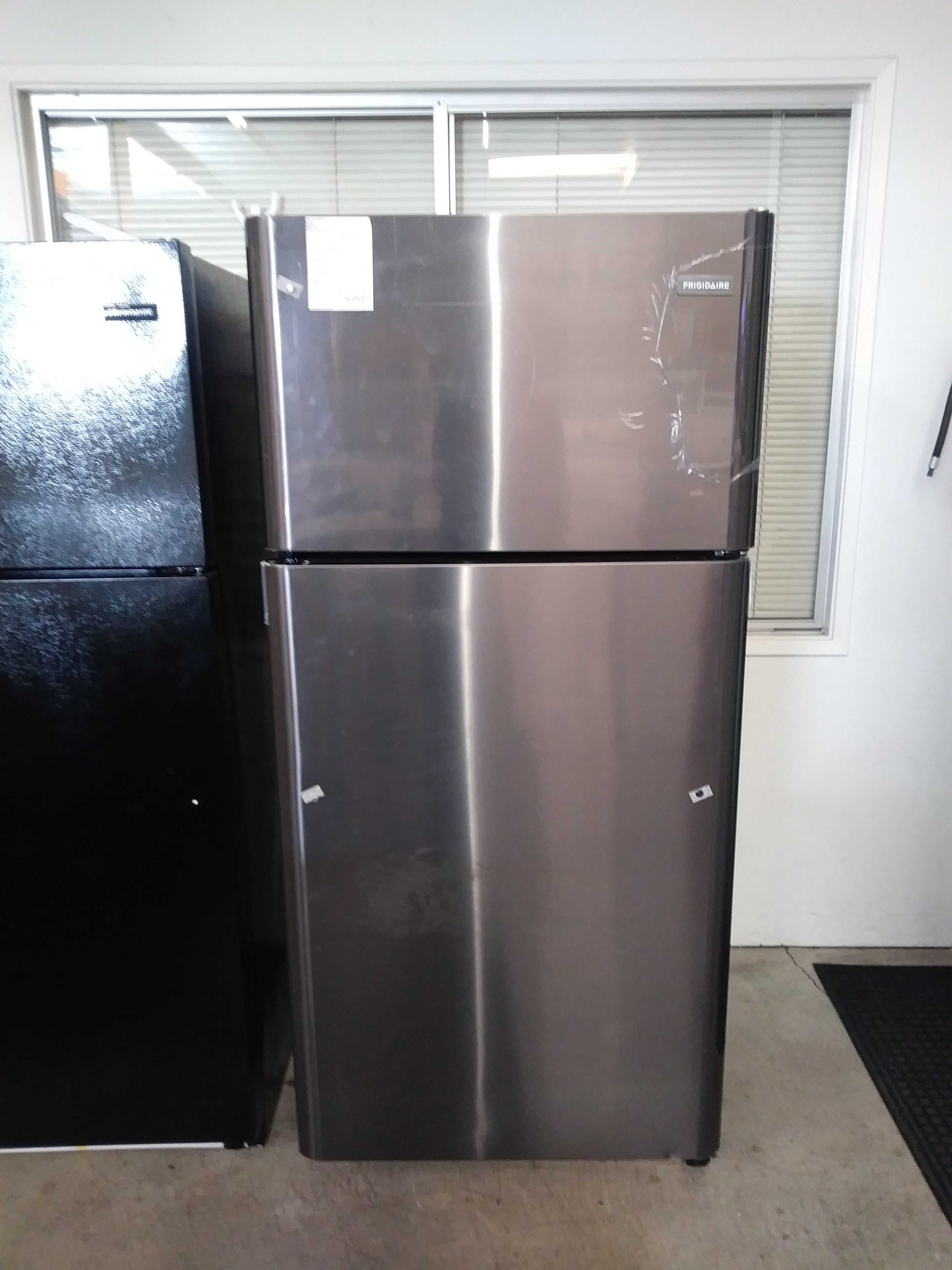 New Frigidaire black stainless refrigerator