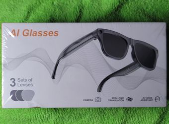 AI Smart Glasses with Camera and Voice Assistant