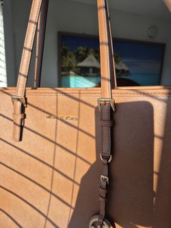 Michael Kors  TOTE  In brown
