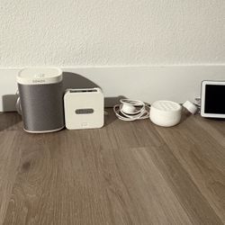 Sonos, Google Play , Nest, Google Hub