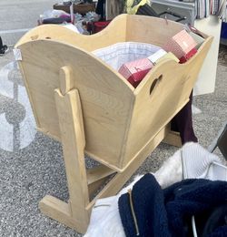 Vintage Antique Rare Large Baby Rocking Swing Cradle with Base Wood Heart Movie Set