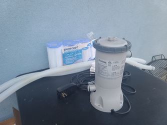 Bestway Pool Filter Pump with Hoses