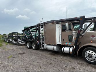 Car carrier truck