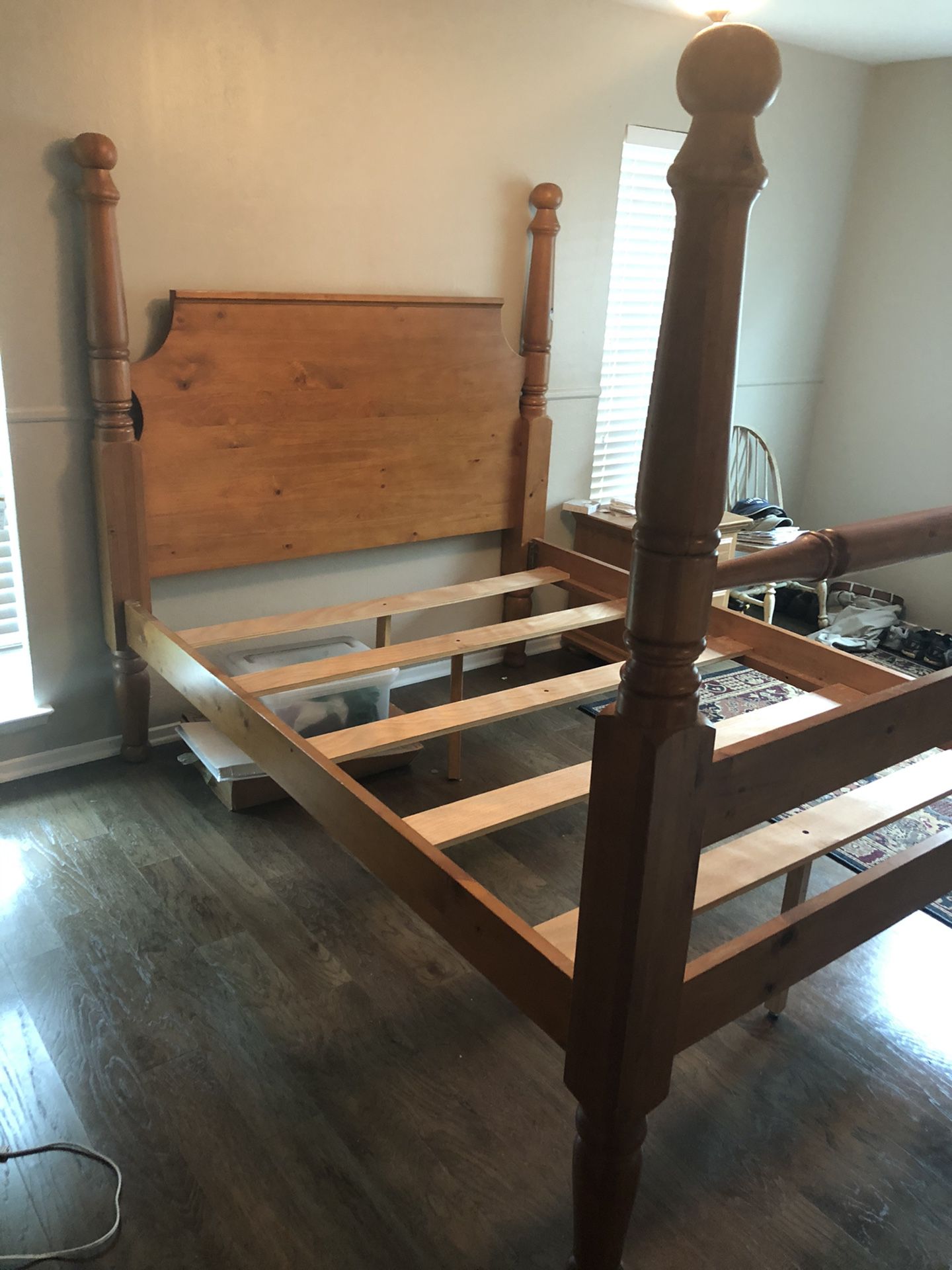 Wooden Queen Bedroom Set