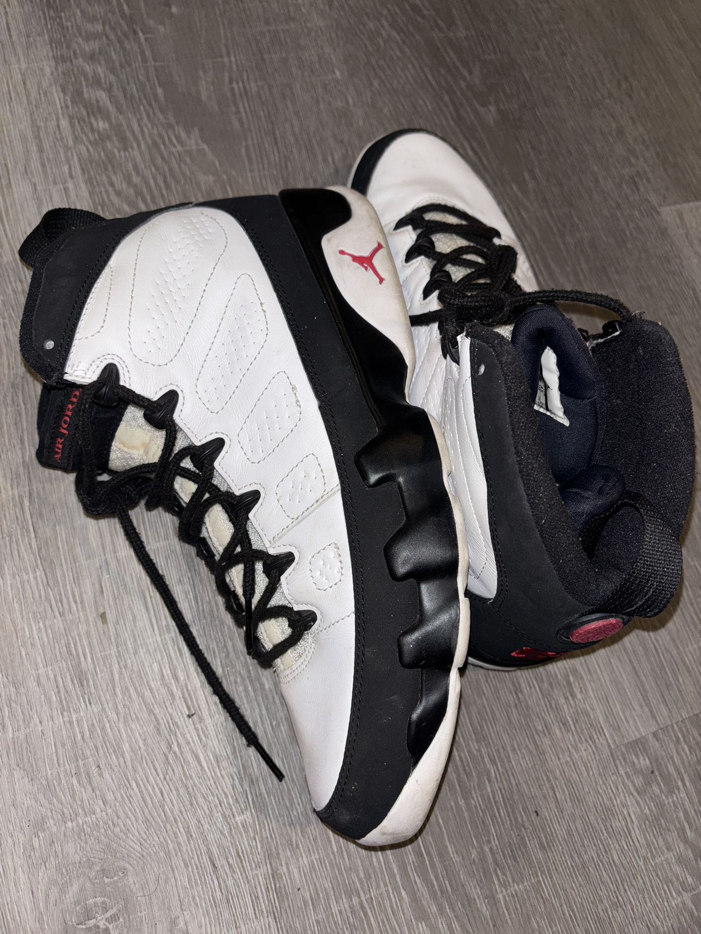 Jordan 9 Playoffs Size 11