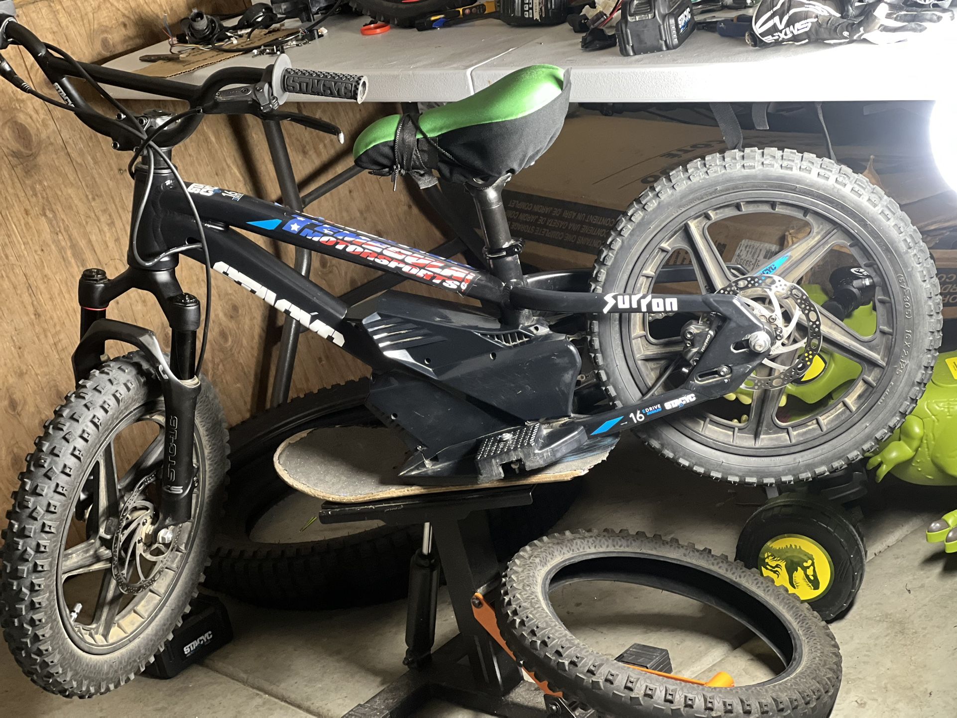 16 E Drive Brushless Stacyc Bike
