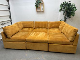 Modular 6 piece Sectional Sofa
