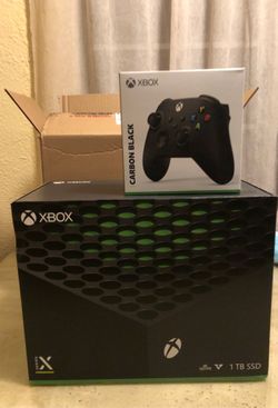 Xbox series x with extra controller