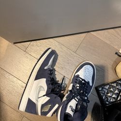 Midnight AJ1 Size 9.5