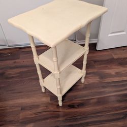 Shabby Chic farmhouse end table.