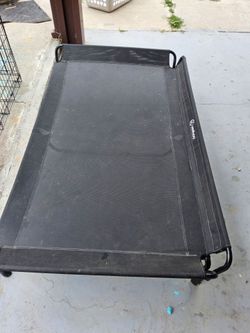 Dog bed