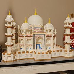 Off-brand Lego Taj Mahal, Assembled, ~4000 Pieces
