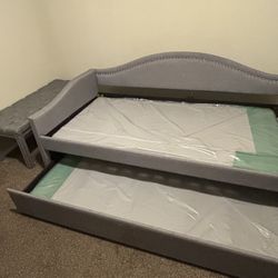 Trundle Bed Like New W/ Bench Pet Free, Smoke Free Home 
