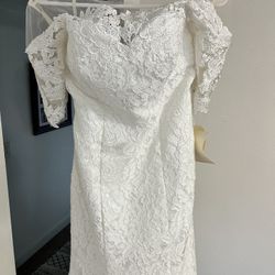 Wedding dress 