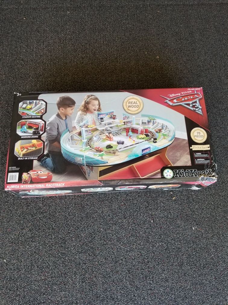 Brand New Disney Pixar Cars Track Table