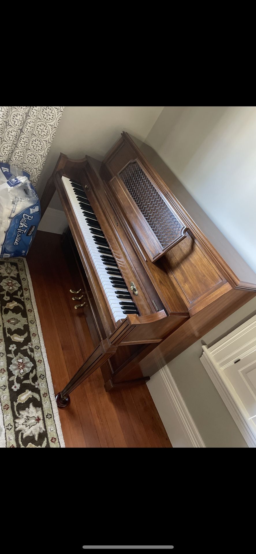 Piano With Bench 