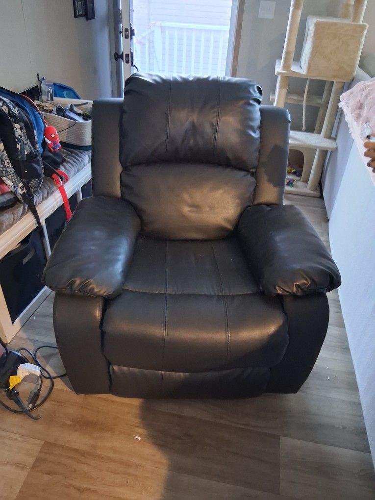 Black Lazyboy