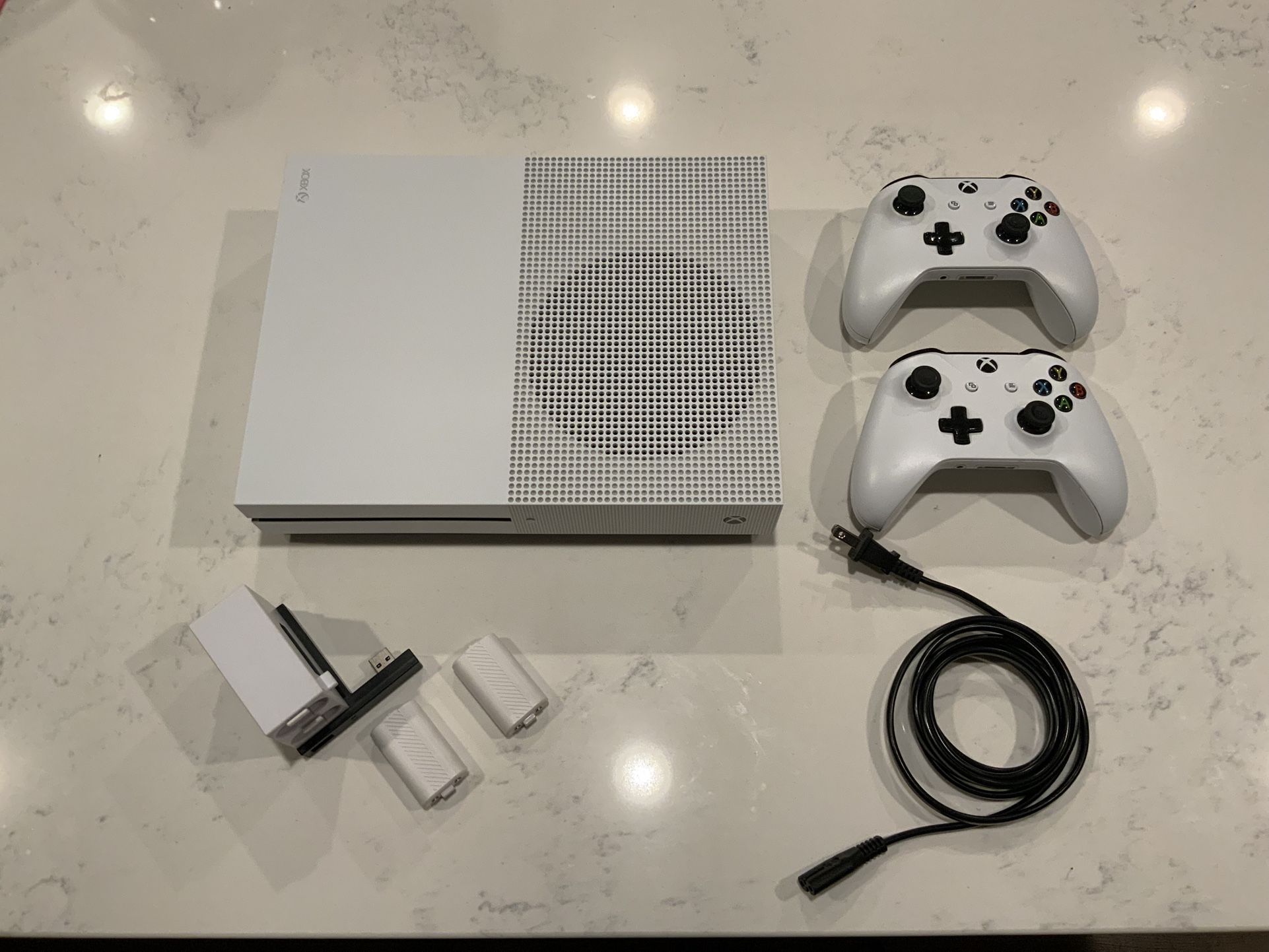 Xbox One S