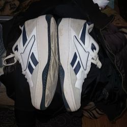 Shoes Sz 8 Like New $10