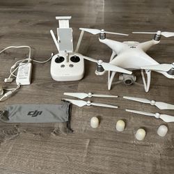 DJI Phantom 4