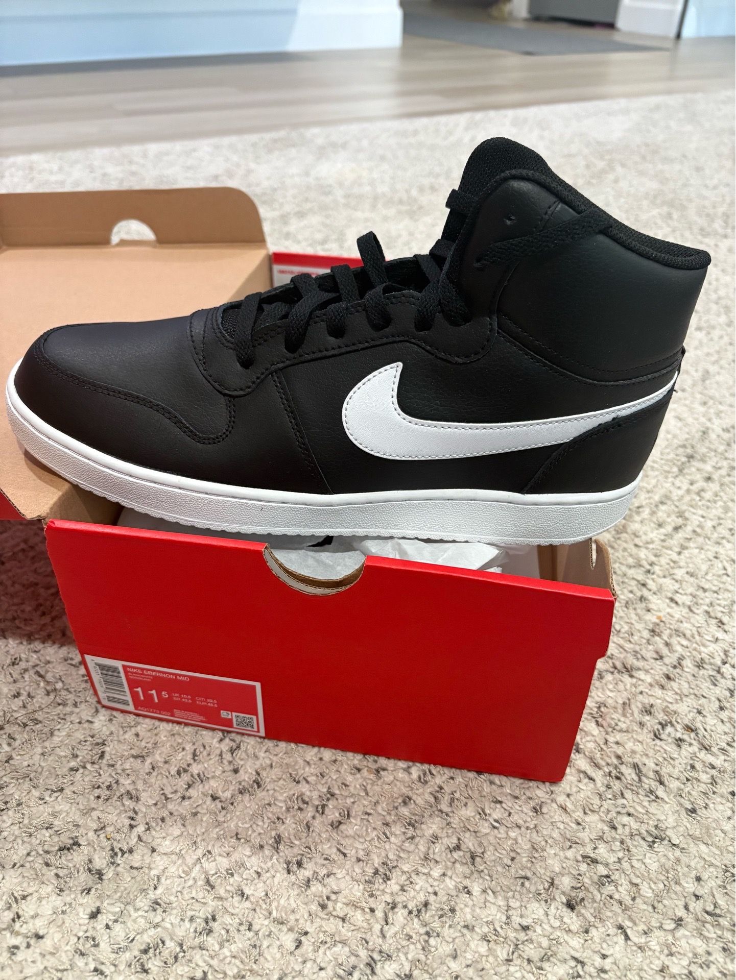 Nike Ebernon MID