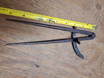 Antique Dividers 9 inch 