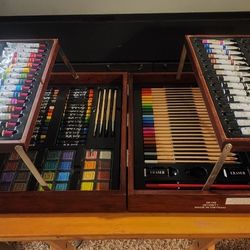 Art 101 Art Set 149 Pieces Wood Case Box
