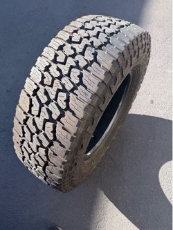 (1) 265/70R18 Falken Wildpeak A/T