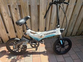 Electric Bike – Swagtron EB7 Folding E-Bike – Great Condition