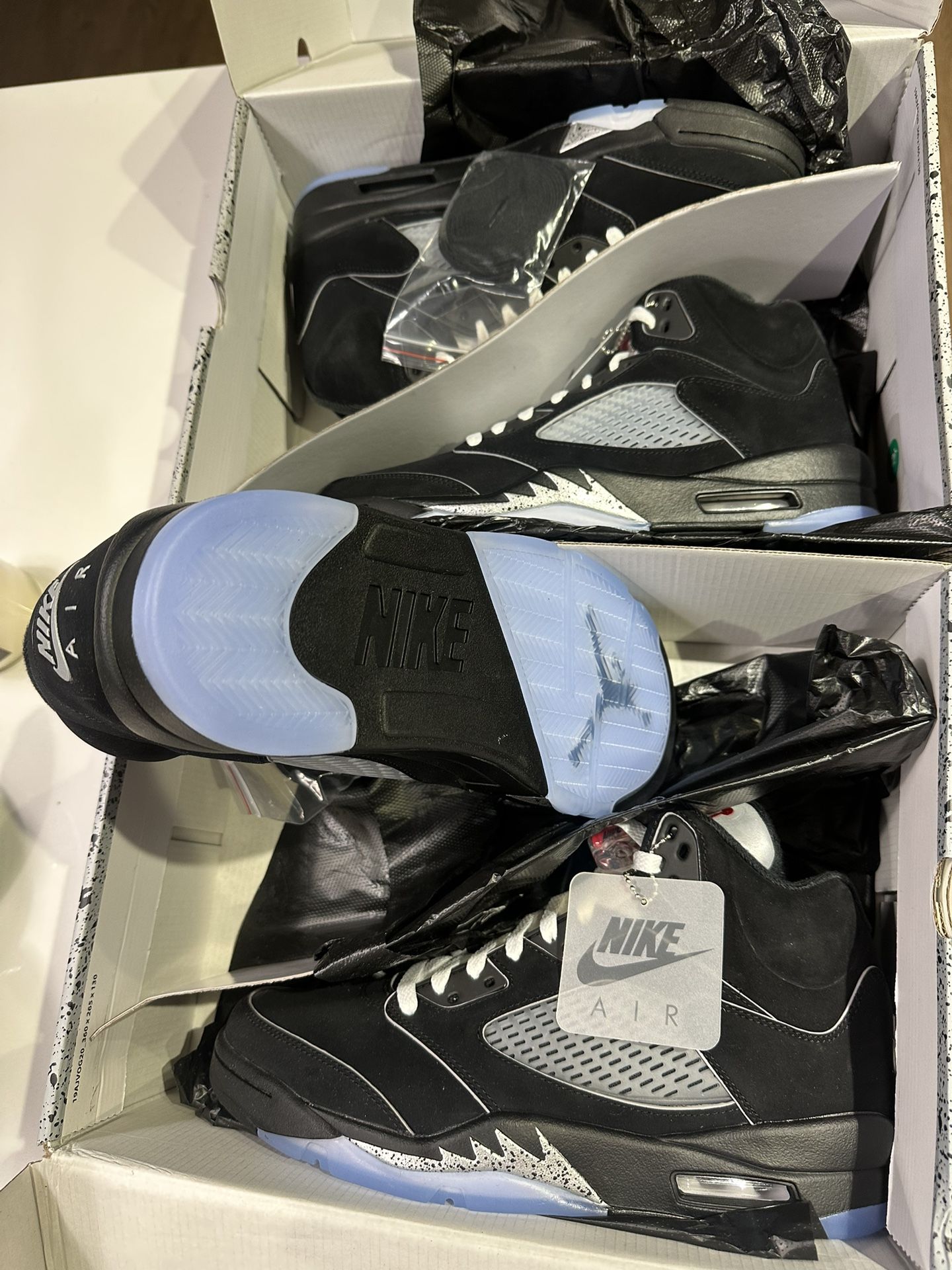 Air Jordan 5 “2025 Black Metallic”