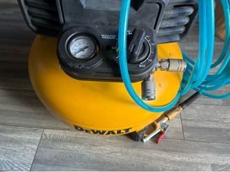 DEWALT 6-gallon, 165 PSI pancake air compressor and hose/attachment $150