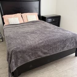 Queen Size Bed Frame And Night Table 
