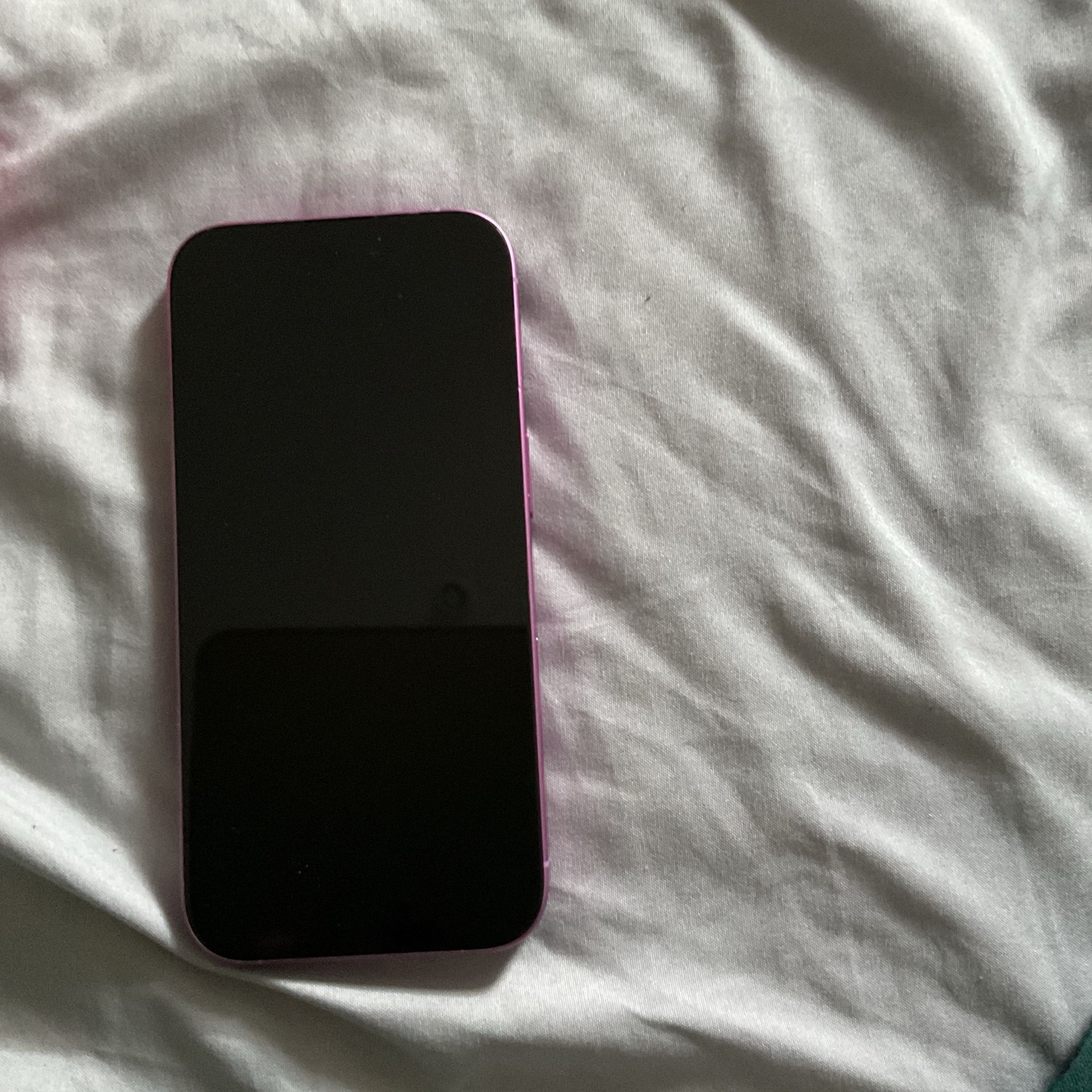 iPhone 16 Pink