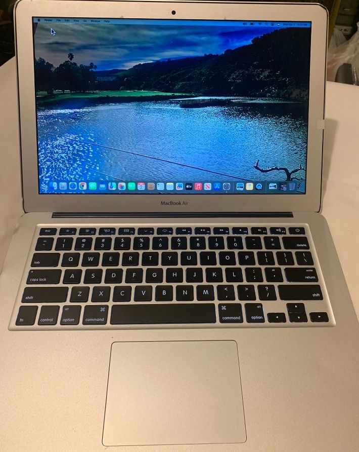 Apple Macbook Air 13” Retina