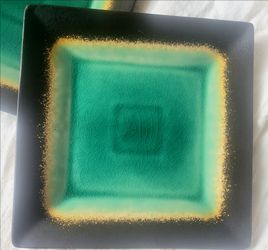 Jade Crackle square dinner plate,