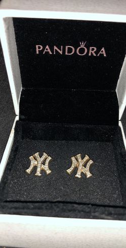NY Yankee diamond earrings