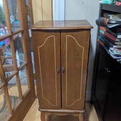 Jewelry armoire 
