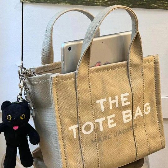 Marc Jacobs medium tote bag