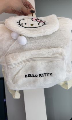 Hello Kitty - Plush Backpack 