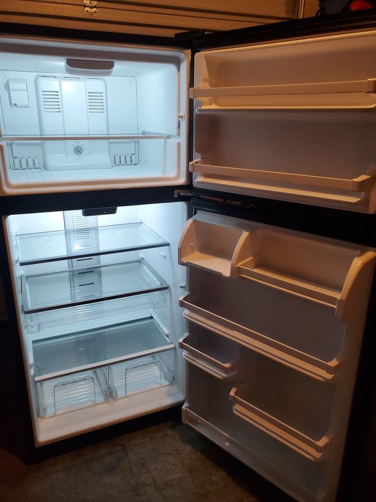 Whirlpool Refrigerator Freezer Fridge