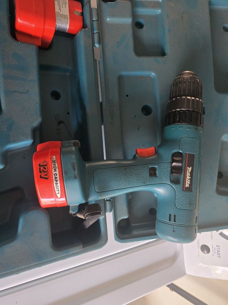 Makita Drill 12v