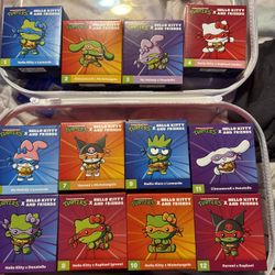 MCDONALDS HELLO KITTY/ NINJA TURTLE COLLAB HAPPY MEAL TOYS