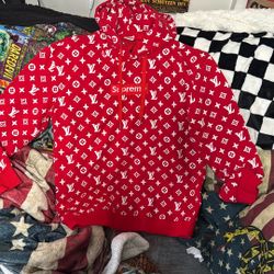 Supreme LV Red Hoodie 3-8k On Stock X brand new never worn