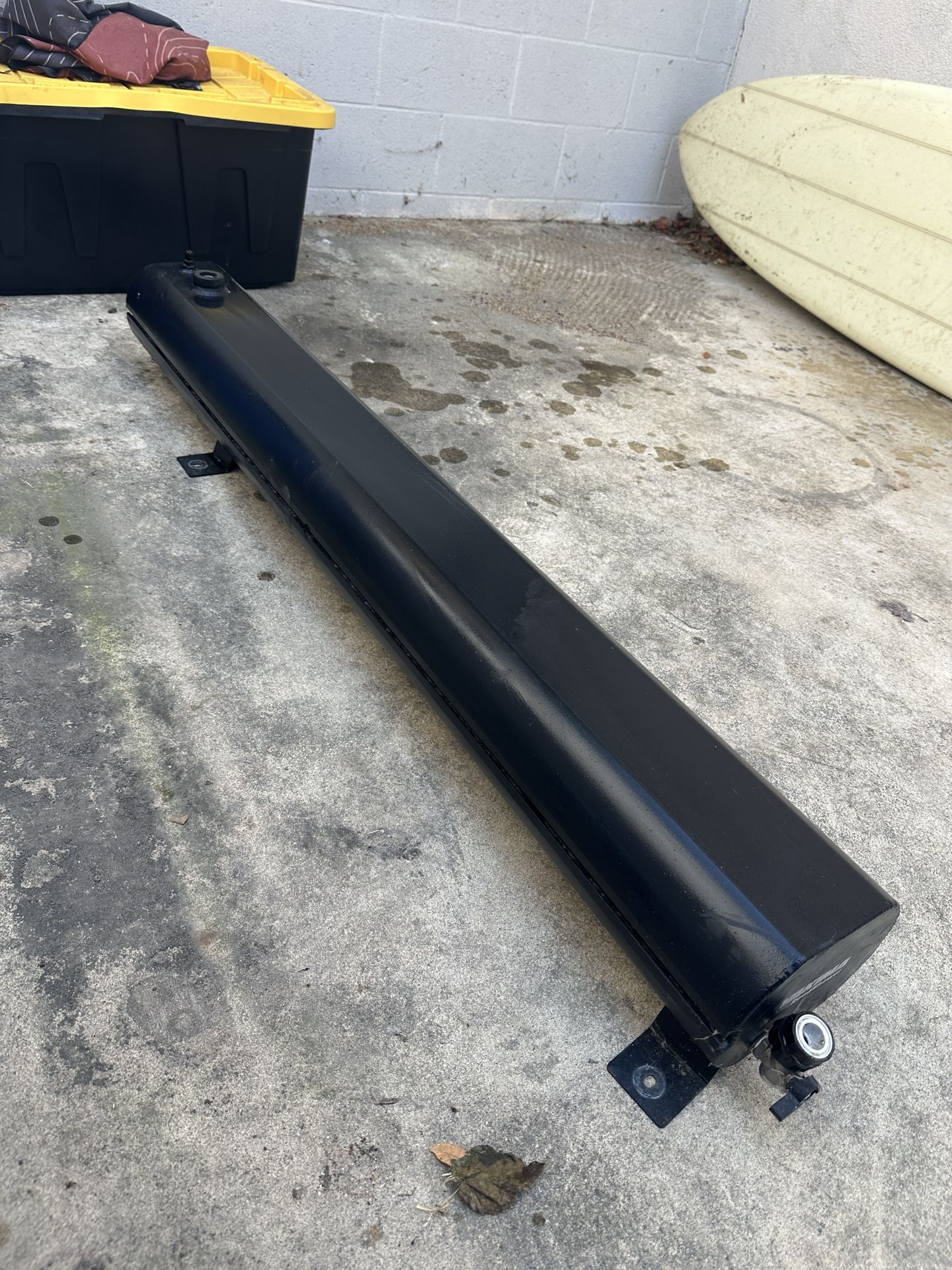 Yakima Road shower With Front Runner Mounts