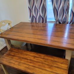 Pier 1 FARM HOUSE STYLE TABLE 