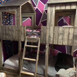 House bunk bed 