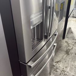 GE Refrigerator 