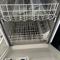 Dishwasher 